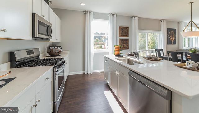 133 MALIBU DR, Egg Harbor Township, NJ 08234