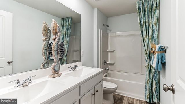 133 MALIBU DR, Egg Harbor Township, NJ 08234