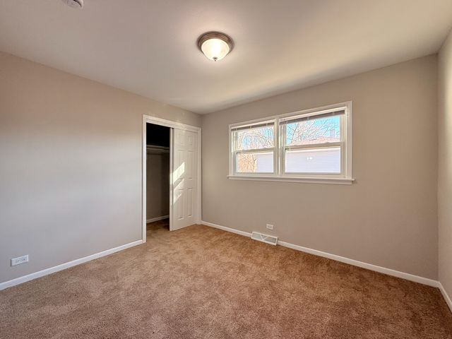 15565 Madison Avenue, Dolton, IL 60419