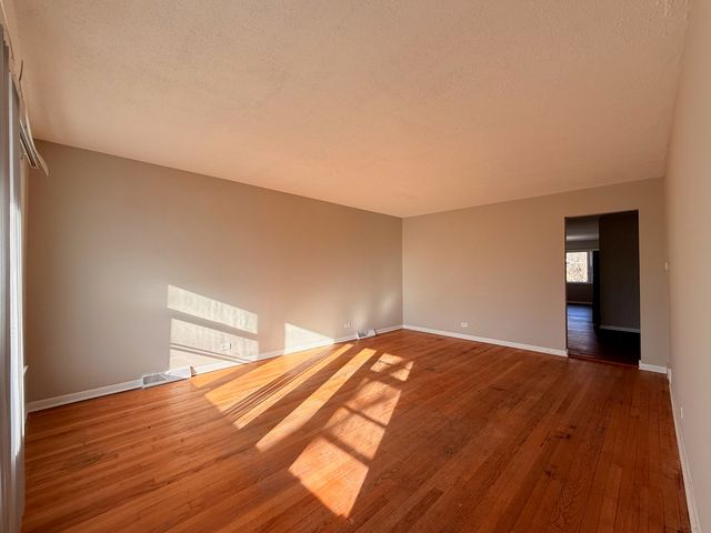 15565 Madison Avenue, Dolton, IL 60419