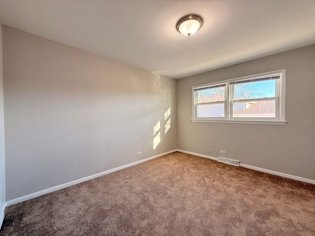 15565 Madison Avenue, Dolton, IL 60419