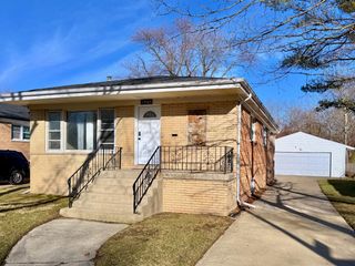 15565 Madison Avenue, Dolton, IL 60419