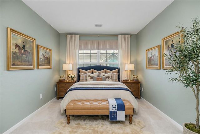 6160 NE Kensington Drive, Lee's Summit, MO 64064