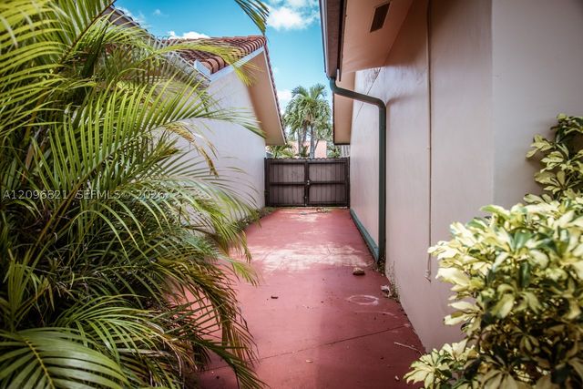 14512 SW 96th Ter, Miami, FL 33186