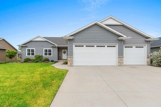 2066 W HERON LANE, Appleton, WI 54913