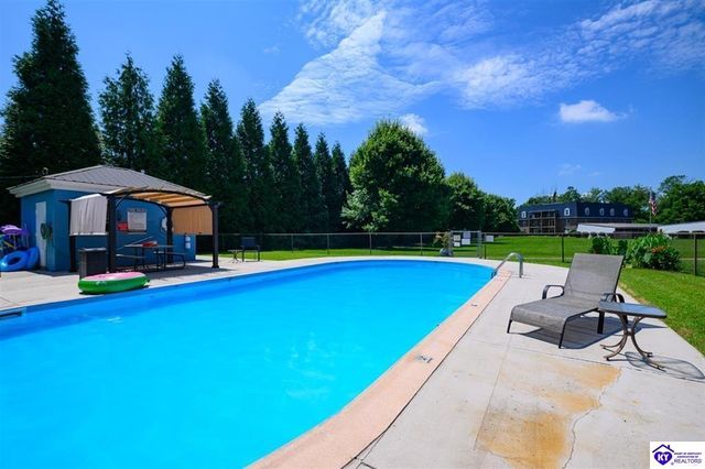 103 1B Freeman Green Drive, Elizabethtown, KY 42701