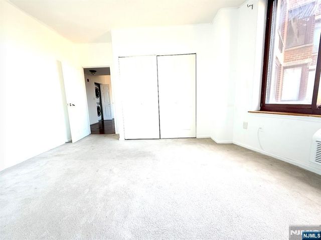 100 Old Palisade Road 1516, Fort Lee, NJ 07024