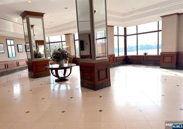 100 Old Palisade Road 1516, Fort Lee, NJ 07024