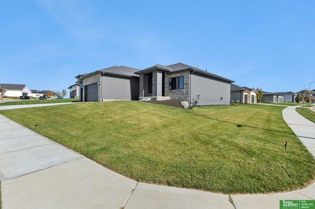 3321 S 212th Street, Elkhorn, NE 68022