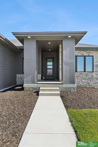 3321 S 212th Street, Elkhorn, NE 68022