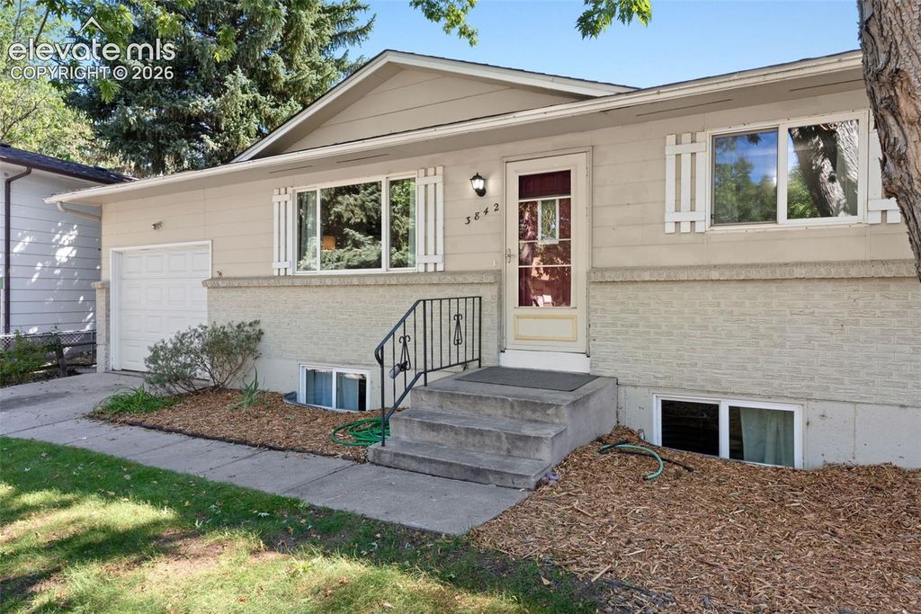 3842 Vaquero Circle, Colorado Springs, CO 80918 — photo 3