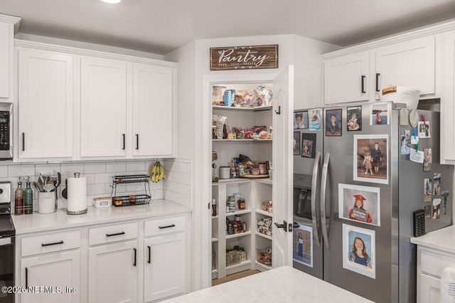 65506 RIVER GLEN Parkway, Yulee, FL 32097