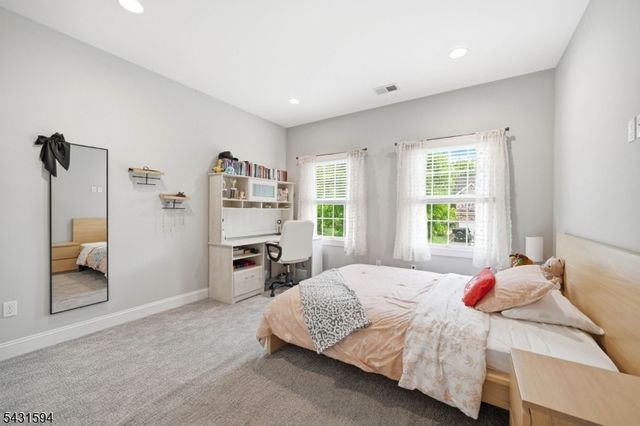 9 Cornerstone Way, Livingston Twp., NJ 07039