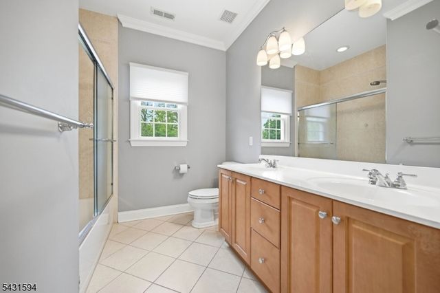 9 Cornerstone Way, Livingston Twp., NJ 07039
