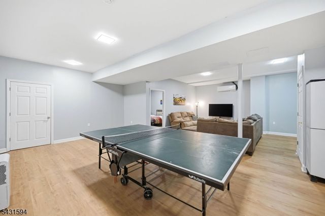 9 Cornerstone Way, Livingston Twp., NJ 07039