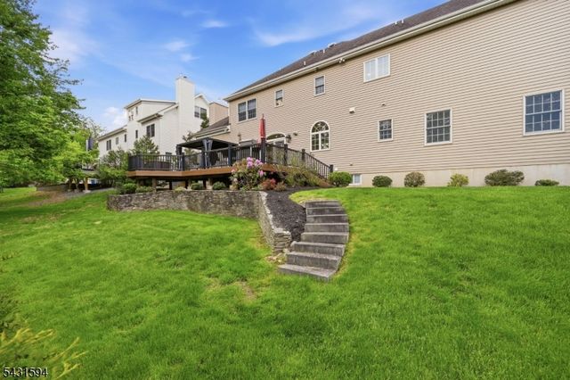 9 Cornerstone Way, Livingston Twp., NJ 07039