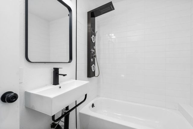 1570 N Teilman Avenue, Fresno, CA 93728