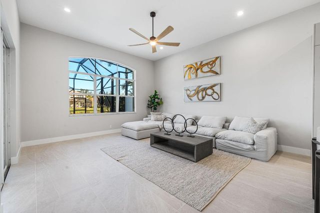 246 Sedona Way, Palm Beach Gardens, FL 33418