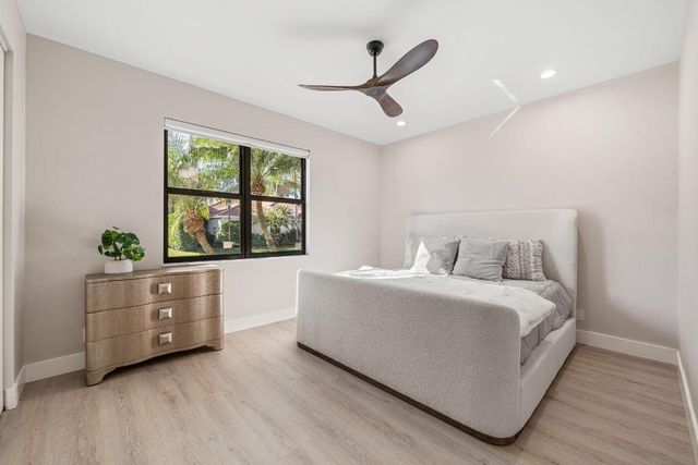 246 Sedona Way, Palm Beach Gardens, FL 33418