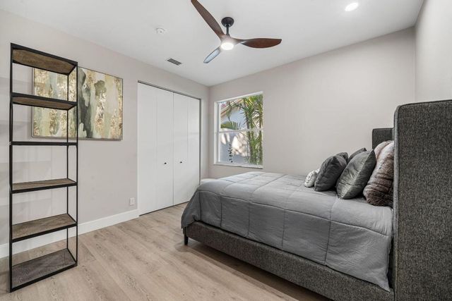 246 Sedona Way, Palm Beach Gardens, FL 33418