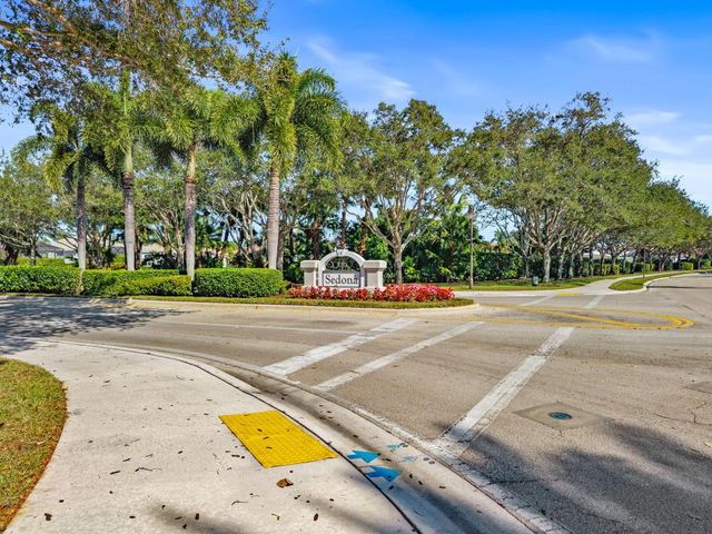 246 Sedona Way, Palm Beach Gardens, FL 33418