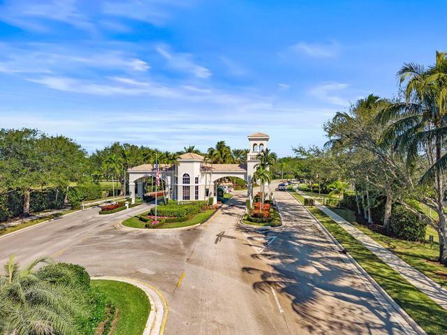 246 Sedona Way, Palm Beach Gardens, FL 33418