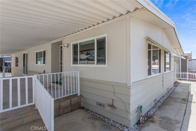 35218 Fir Avenue 206, Yucaipa, CA 92399