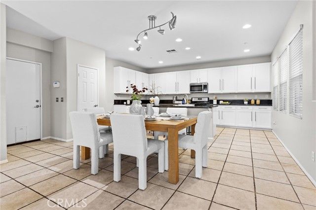 7353 W Ellena 64, Rancho Cucamonga, CA 91730