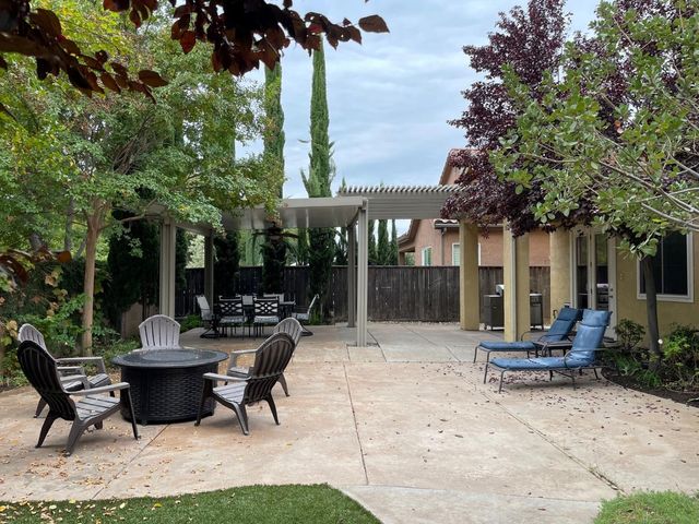 3544 Prescott Avenue, Clovis, CA 93619
