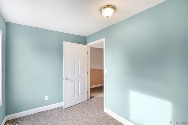 8050 Ortonville Road, Independence Charter Township, MI 48348