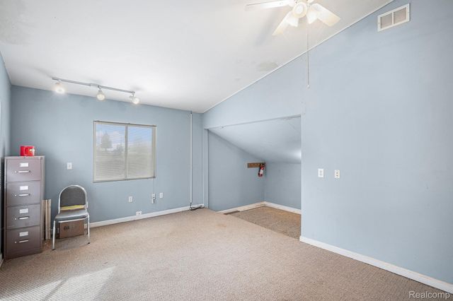 8050 Ortonville Road, Independence Charter Township, MI 48348