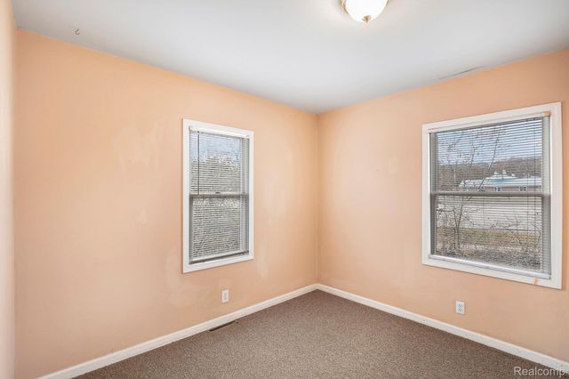 8050 Ortonville Road, Independence Charter Township, MI 48348