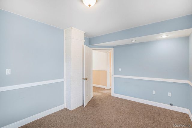 8050 Ortonville Road, Independence Charter Township, MI 48348