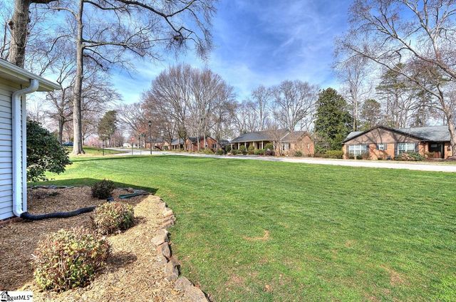 206 Stone Ridge Road, Greer, SC 29650