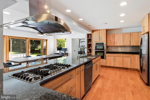 11709 BECKET ST, Potomac, MD 20854