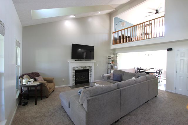 868 Quarry Park Drive, Reynoldsburg, OH 43068