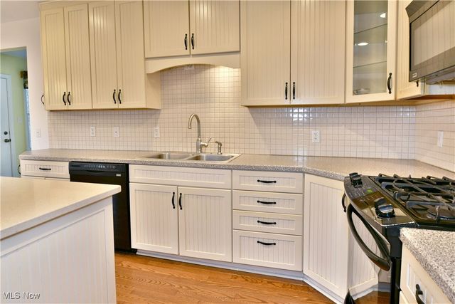 2613 Cadwallader Sonk Road, Cortland, OH 44410