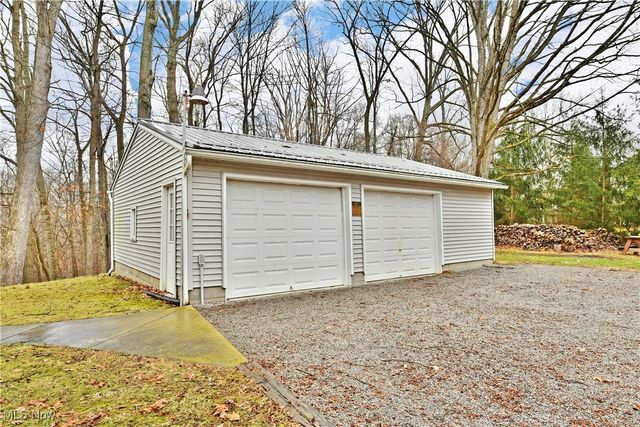 2613 Cadwallader Sonk Road, Cortland, OH 44410