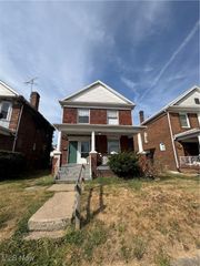 723 Oakmont Avenue, Steubenville, OH 43952