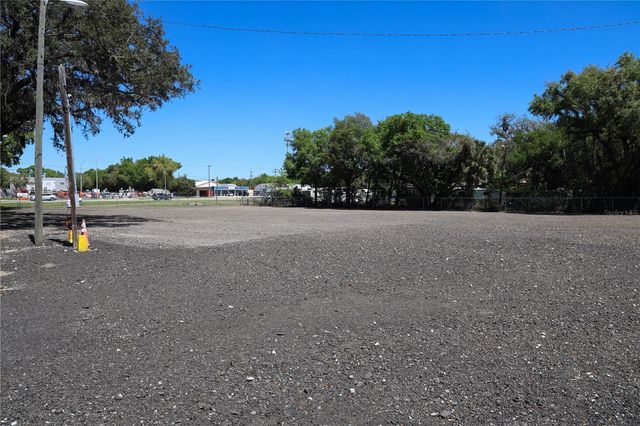 11703 N US 301 HIGHWAY, Thonotosassa, FL 33592