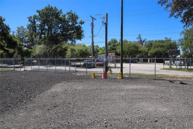 11703 N US 301 HIGHWAY, Thonotosassa, FL 33592
