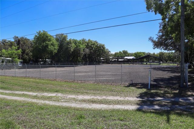 11703 N US 301 HIGHWAY, Thonotosassa, FL 33592
