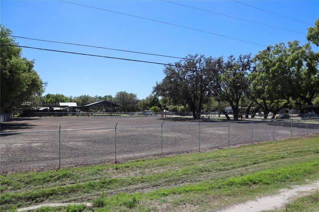 11703 N US 301 HIGHWAY, Thonotosassa, FL 33592