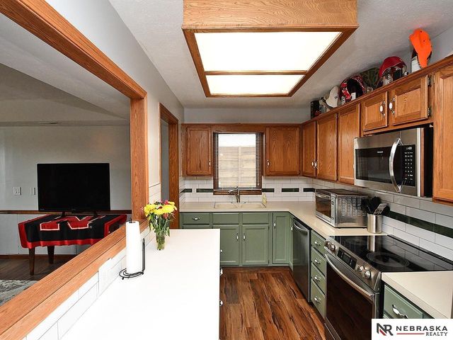 7922 Park Drive, Ralston, NE 68127