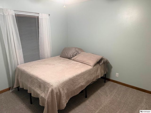 7922 Park Drive, Ralston, NE 68127