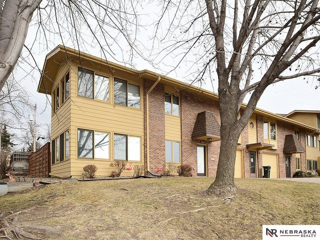 7922 Park Drive, Ralston, NE 68127