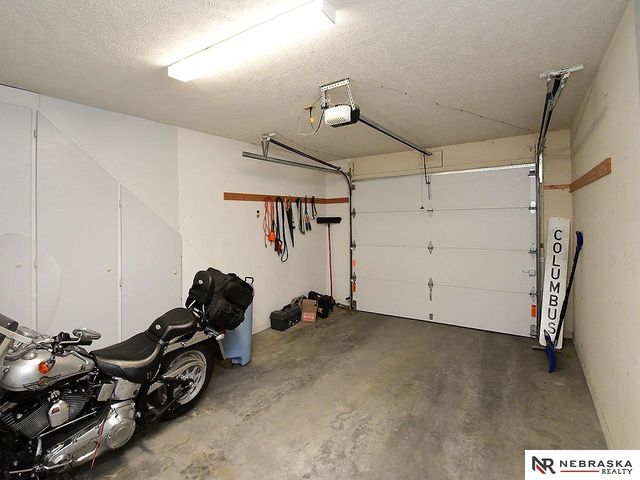 7922 Park Drive, Ralston, NE 68127