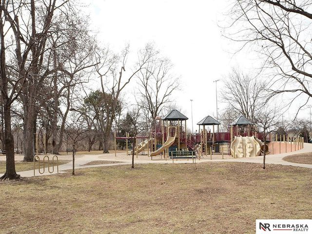 7922 Park Drive, Ralston, NE 68127