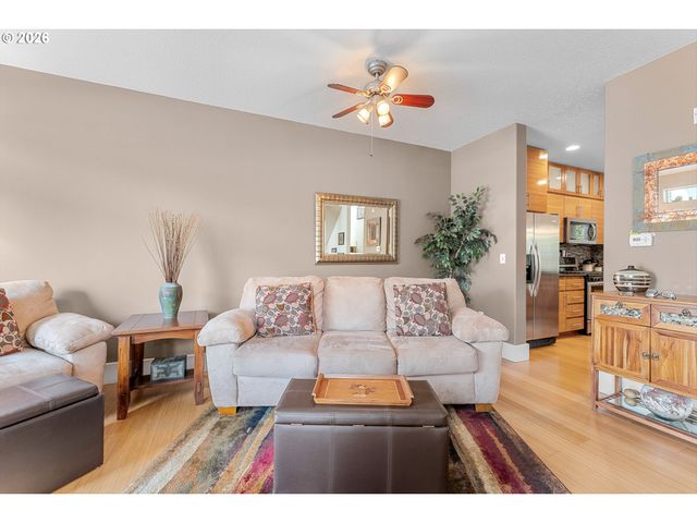 780 Nw 118TH Ave 105, Portland, OR 97229
