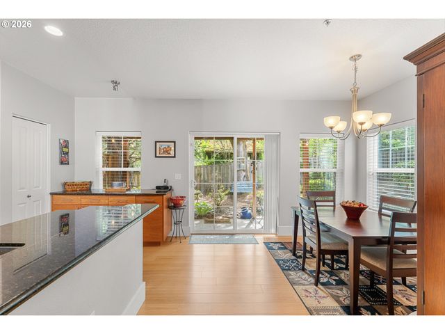 780 Nw 118TH Ave 105, Portland, OR 97229